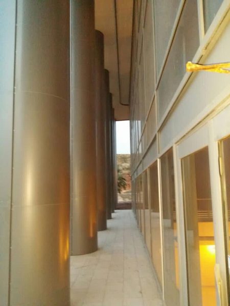 חיפוי קירות חוץ | חיפוי מלון אורכידיה בפאנל אלומיניום